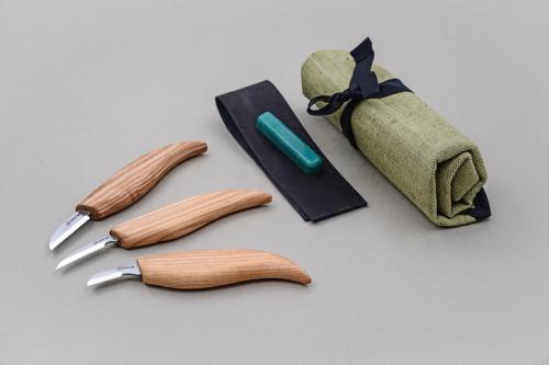 BeaverCraft – Chip Carving Knives Set (3 knives in roll + accessories)
