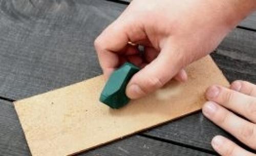BeaverCraft – Nahkastroppi Kiillotustahnalla