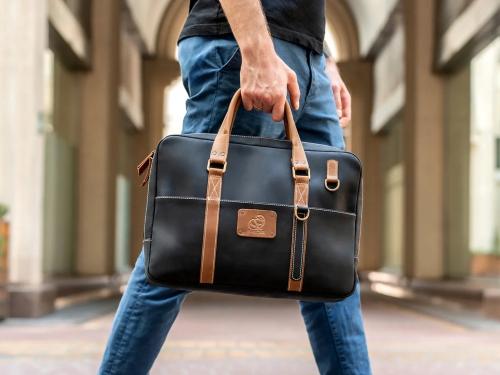 Beavercraft - Intense - Leather Business Laptop Bag, Black