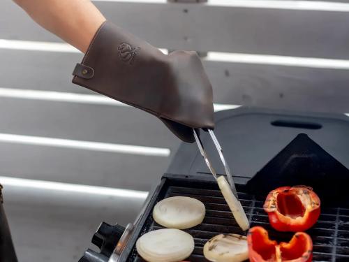Beavercraft - Leather Heat-Resistant BBQ Grilling Gloves, Brown