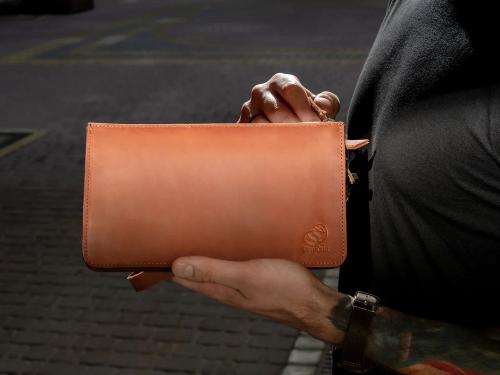 Beavercraft - Maverick - Leather Clutch Wristlet Hand Bag for Men, Brown